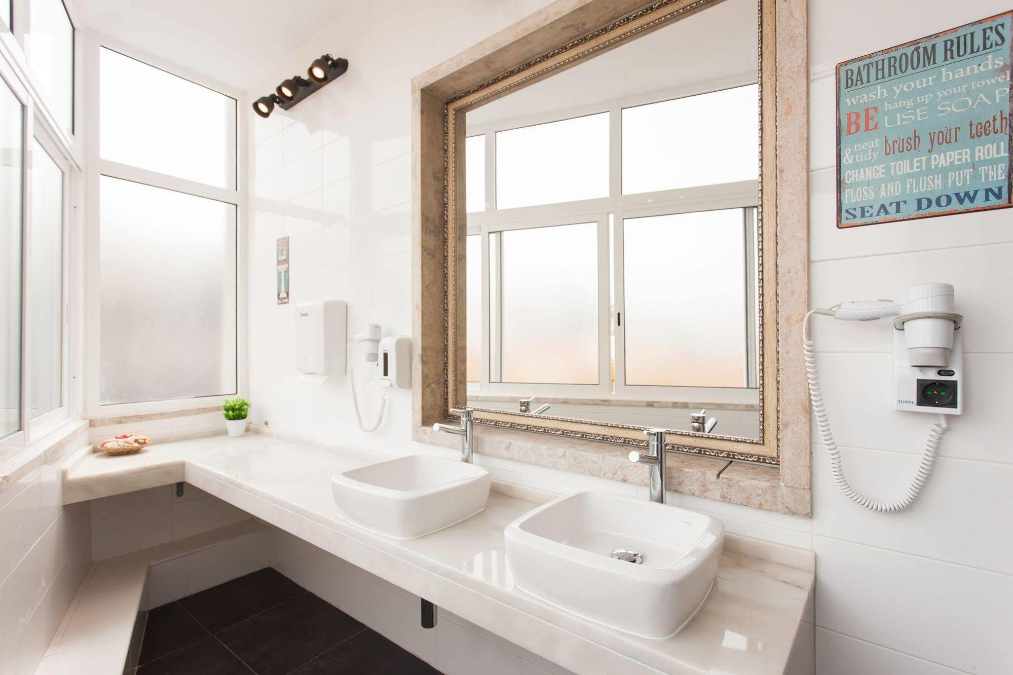 Be Lisbon Residence & Hostel Estefania Εξωτερικό φωτογραφία